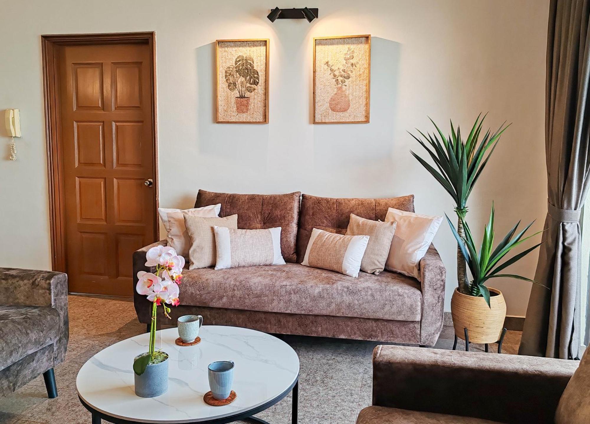 'Newly Refurbished' 'Sunny Seaview' At Regency With 2 Carpark By Shine Stay Port Dickson Extérieur photo